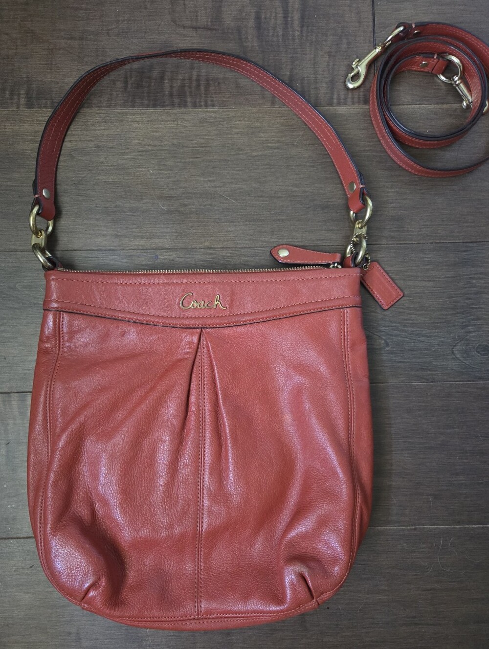 Y2k Coach Pleated Leather Shoulder Bag